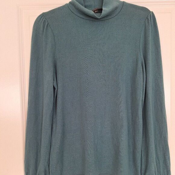 J. Crew  Mock Neck Long Sleeve Top size M - Picture 1 of 7